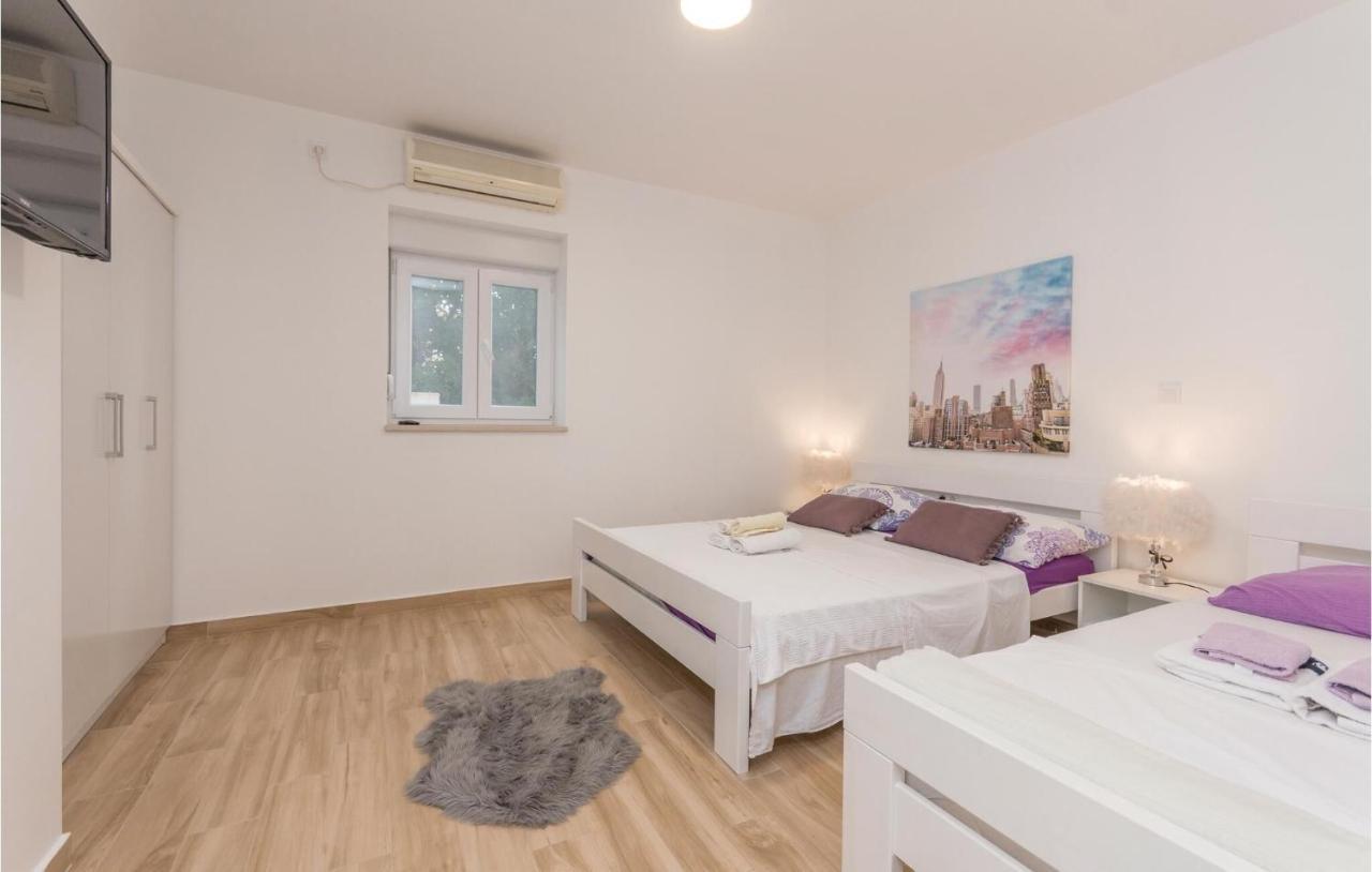 Apartments In Turanj, 20M From The Beach Sukošan Eksteriør billede