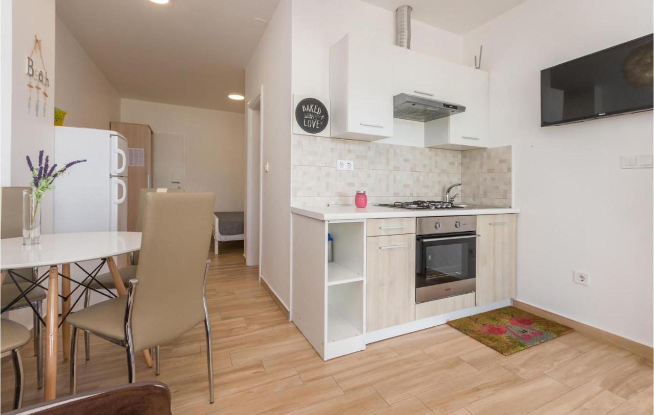 Apartments In Turanj, 20M From The Beach Sukošan Eksteriør billede