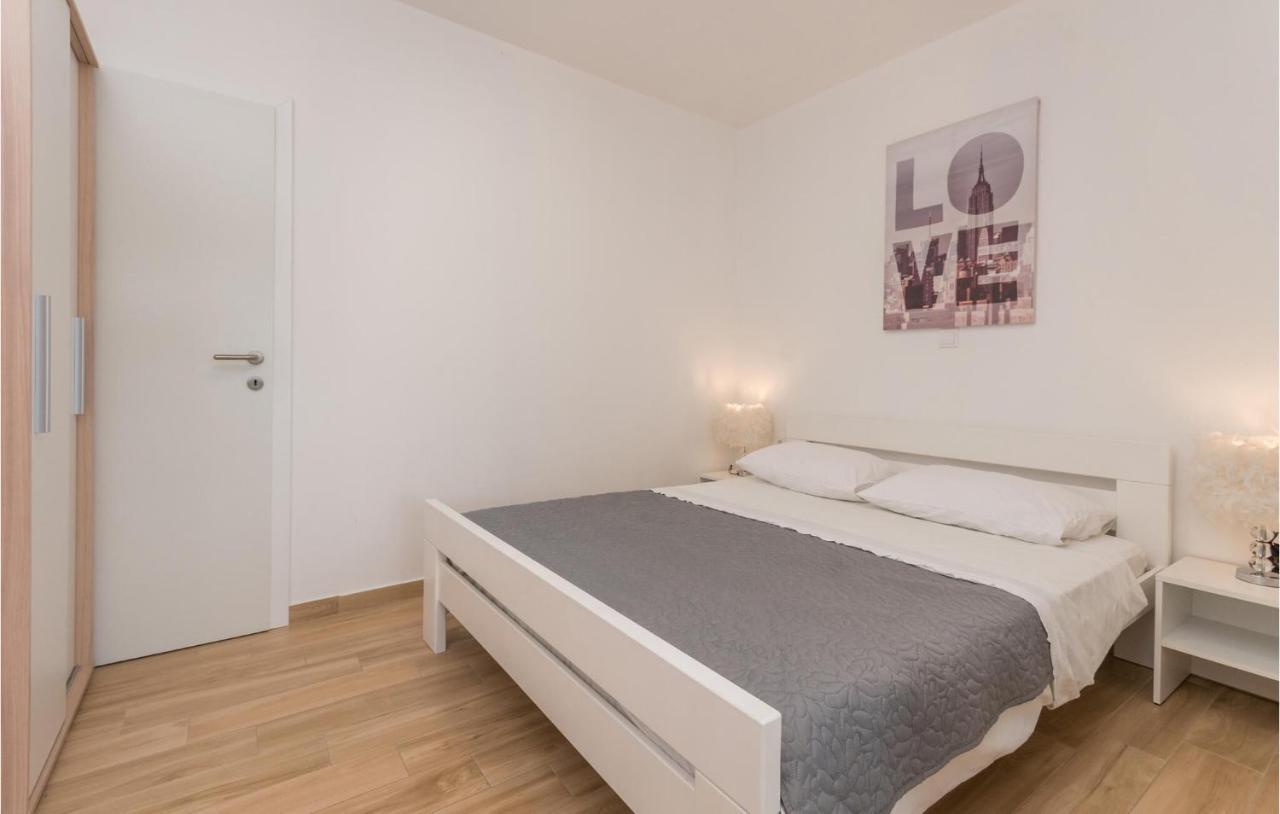 Apartments In Turanj, 20M From The Beach Sukošan Eksteriør billede